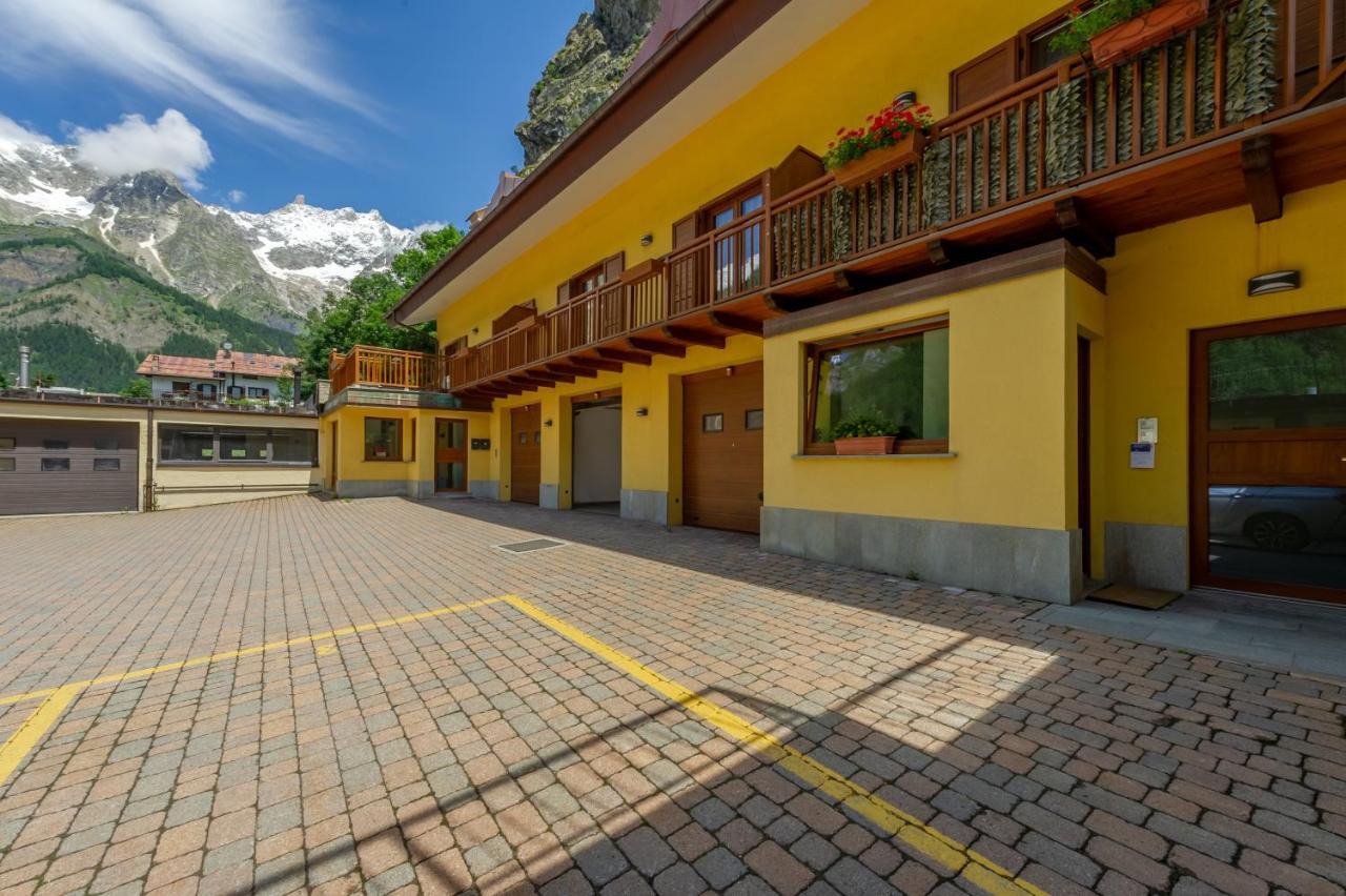 Casa Jasmine - Cir Vda Courmayeur 0154 Kültér fotó