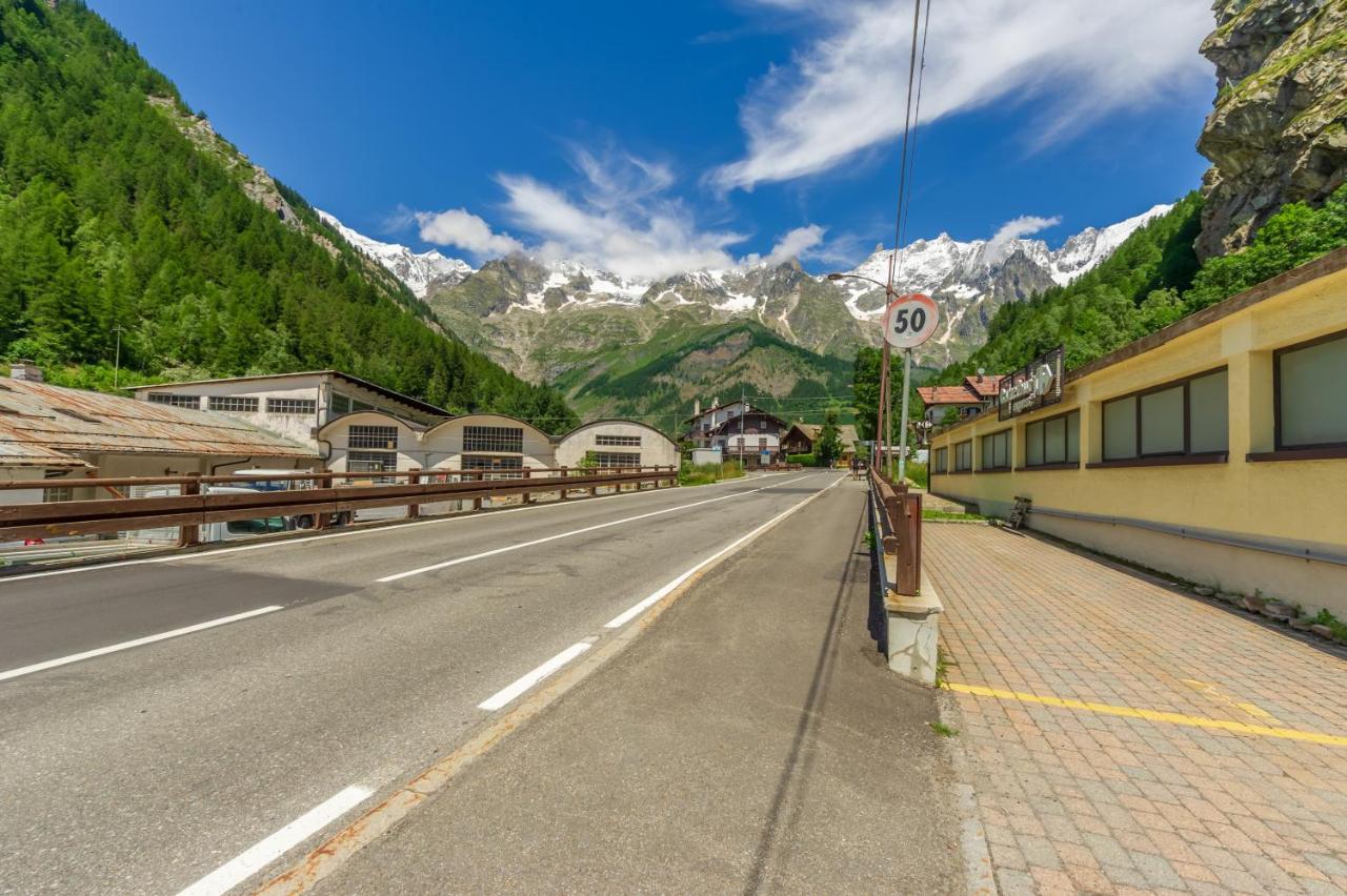 Casa Jasmine - Cir Vda Courmayeur 0154 Kültér fotó
